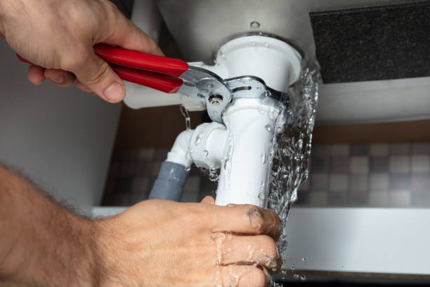 Best Local water damage restoration  in Coventry Lake, CT